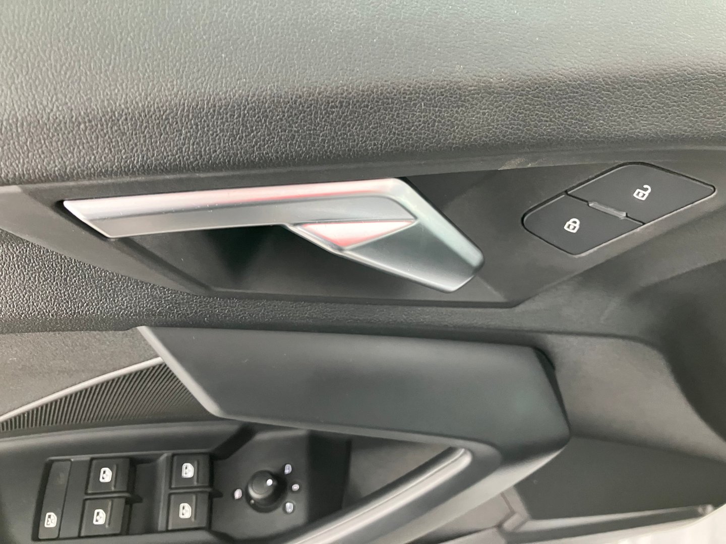 Audi A3 Sportback 30 TFSI | Bild 6 von 12