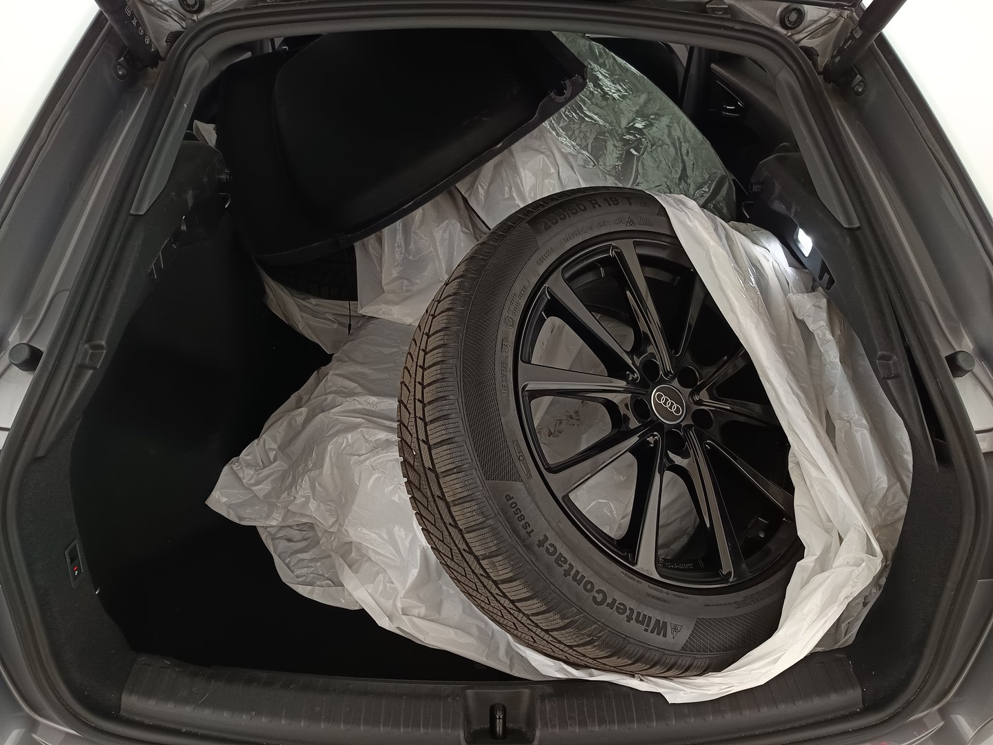 Audi Q4 Sportback 40 e-tron | Bild 30 von 35