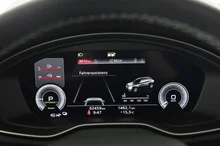 Audi Q5 55 TFSI e quattro S line in DAYTONAGRAU PERLEFFEKT