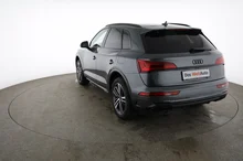 Audi Q5 55 TFSI e quattro S line in DAYTONAGRAU PERLEFFEKT