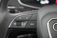 Audi Q5 55 TFSI e quattro S line in DAYTONAGRAU PERLEFFEKT