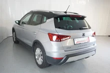 SEAT Arona Xcellence EcoTSI DSG in Florett-Silber Metallic Dach Nacht-Schwa