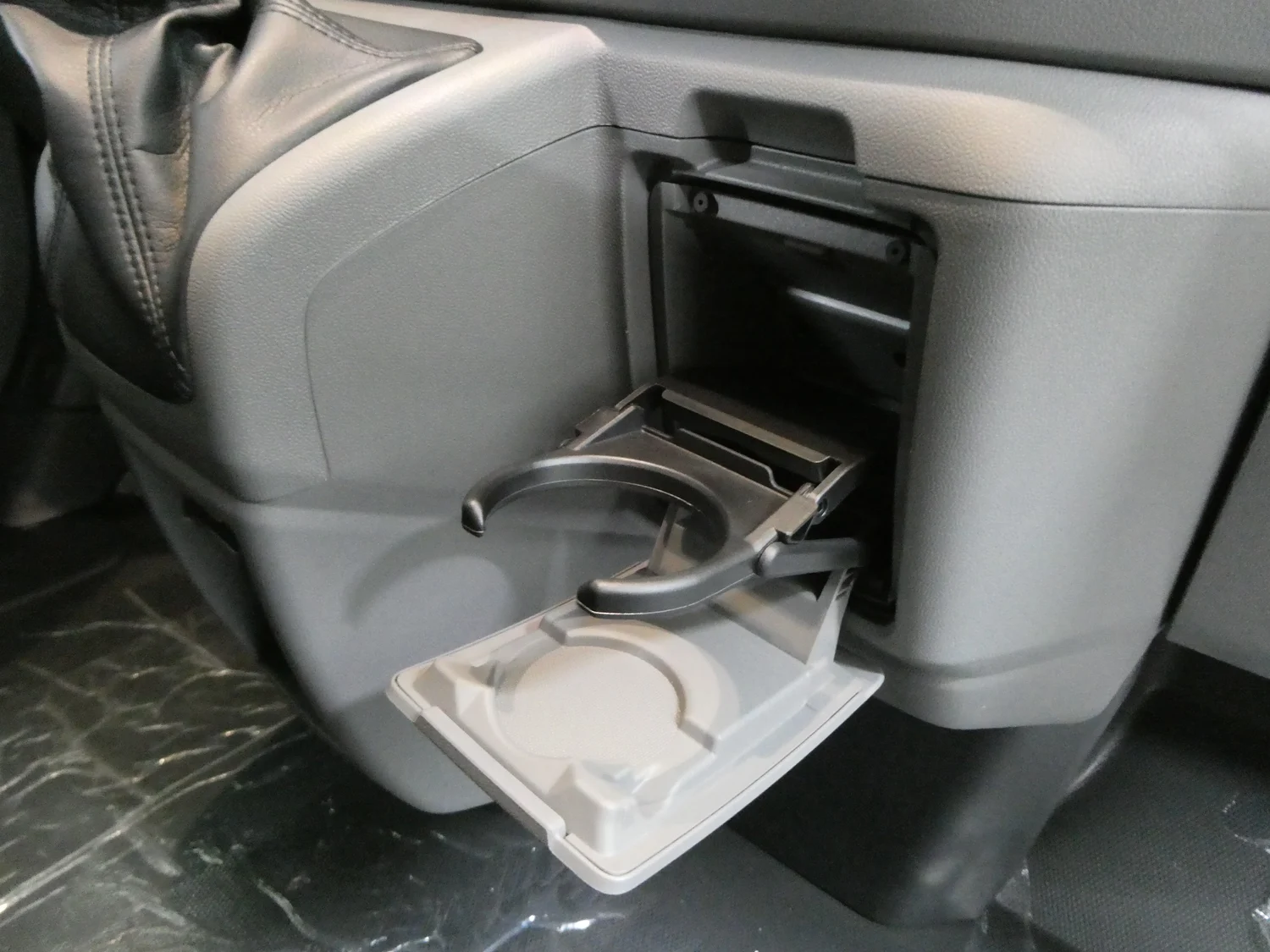 Bild eines Transporter Kombi LR TDI