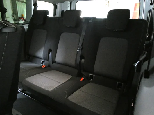 Bild eines Transporter Kombi LR TDI