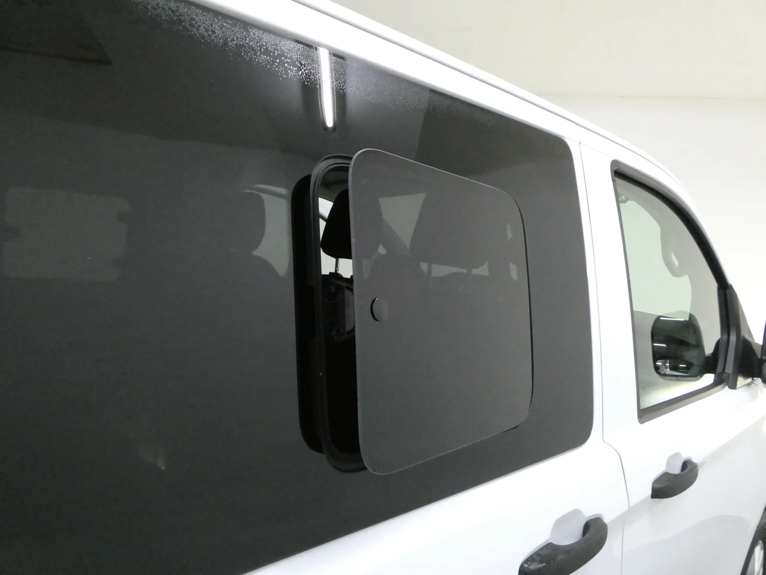 Bild eines Transporter Kombi LR TDI