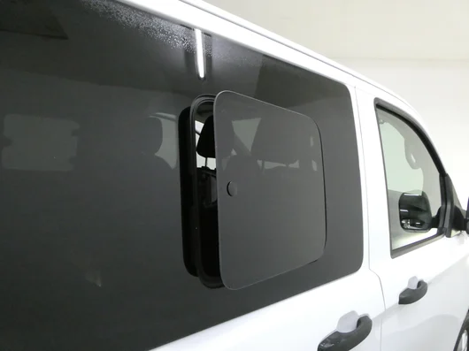 Bild eines Transporter Kombi LR TDI