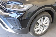 VW T-Cross Friends TSI DSG in Deep Black Perleffekt