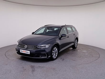 VW Passat GTE Variant