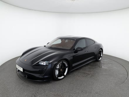 Porsche Taycan Turbo