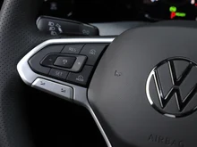VW Golf Sport mHEV TSI DSG in Mondsteingrau