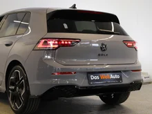 VW Golf Sport mHEV TSI DSG in Mondsteingrau