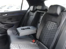 VW Golf Sport mHEV TSI DSG in Mondsteingrau