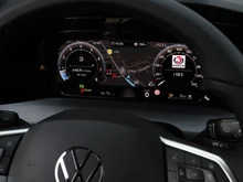 VW Golf Sport mHEV TSI DSG in Mondsteingrau