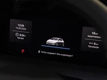 VW Golf Sport mHEV TSI DSG in Mondsteingrau
