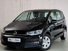 VW Touran TDI in schwarz - metallic-perleffektno