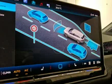 Thumbnail-Foto von Fahrzeug