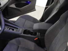 VW Golf Rabbit mHEV DSG in Delfingrau Metallic