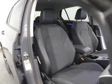 VW Golf Rabbit mHEV DSG in Delfingrau Metallic