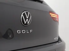 VW Golf Rabbit mHEV DSG in Delfingrau Metallic