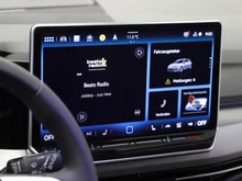 VW Golf Rabbit mHEV DSG in Delfingrau Metallic