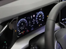 VW Golf Rabbit mHEV DSG in Delfingrau Metallic
