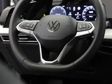 VW Golf Rabbit mHEV DSG in Delfingrau Metallic