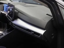 VW Golf Rabbit mHEV DSG in Delfingrau Metallic