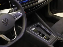 VW Golf Rabbit mHEV DSG in Delfingrau Metallic