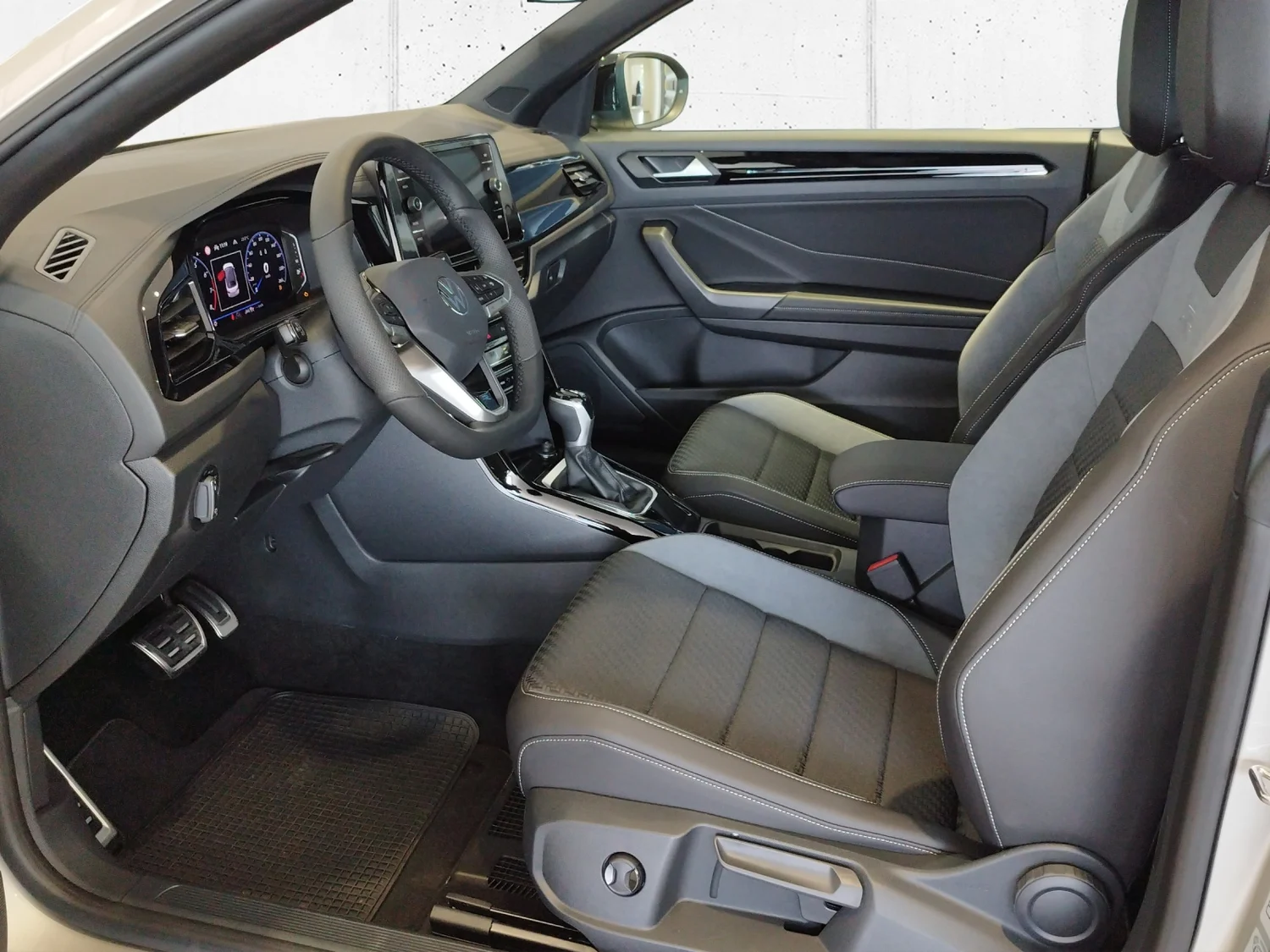 Bild eines VW T-Roc Cabriolet R-Line TSI DSG