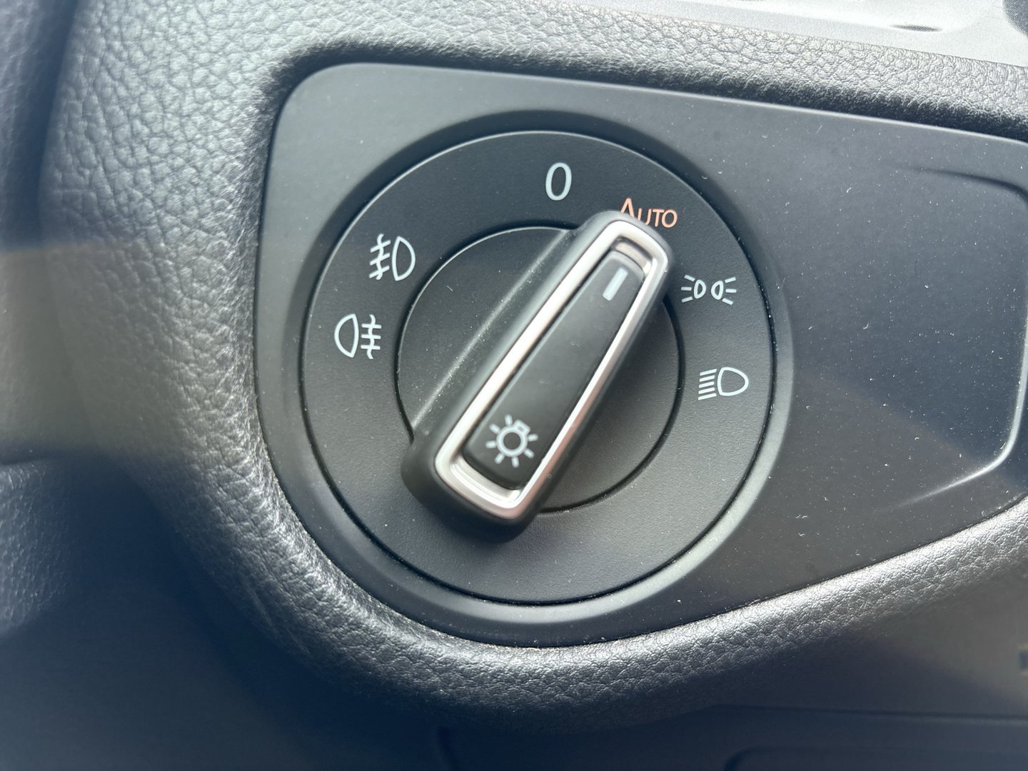 VW Golf Variant Trendline TDI | Bild 7 von 21