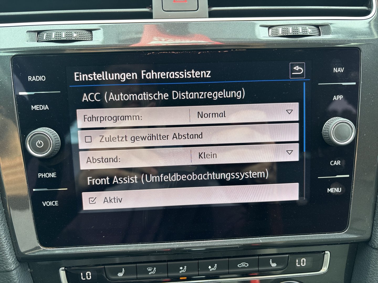VW Golf Variant Trendline TDI | Bild 14 von 21