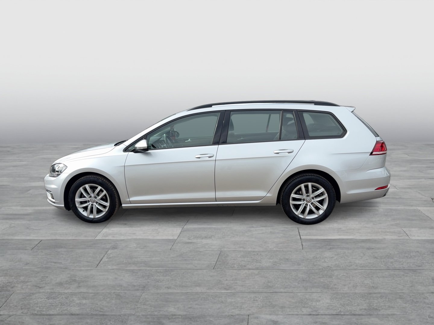 VW Golf Variant Trendline TDI | Bild 2 von 21