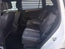 VW Tiguan Allspace R-Line TDI 4MOTION DSG in Oryxweiß Perlmutteffekt