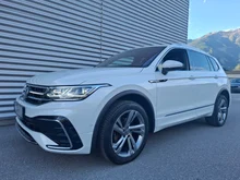 VW Tiguan Allspace R-Line TDI 4MOTION DSG in Oryxweiß Perlmutteffekt