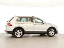 VW Tiguan Highline TSI ACT DSG in Tungsten Silver Metallic