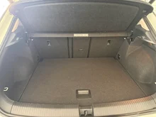 VW T-Roc Design TSI in Pure White Dach Schwarz