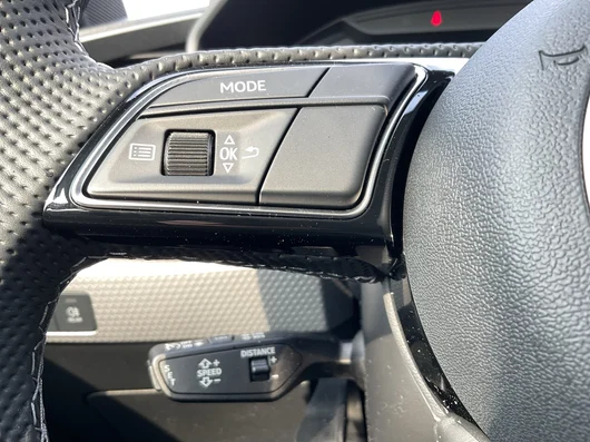 Bild eines Audi A1 allstreet 30 TFSI intense
