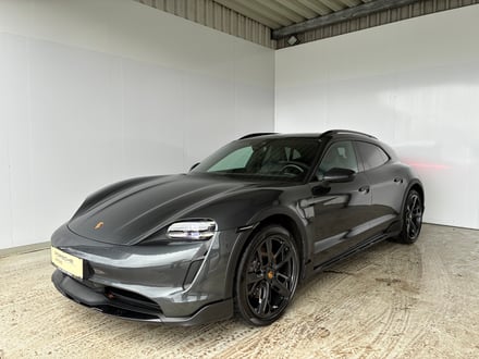 Porsche Taycan 4 Cross Turismo