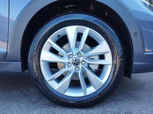 VW Taigo Friends TSI in Rauchgrau Metallic