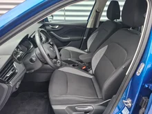 Škoda Kamiq Active TSI in Race-Blau Metallic