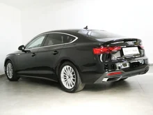 Audi A5 Sportback 35 TDI in A2 Brillantschwarz