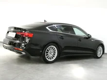Audi A5 Sportback 35 TDI in A2 Brillantschwarz