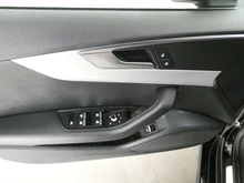 Audi A5 Sportback 35 TDI in A2 Brillantschwarz