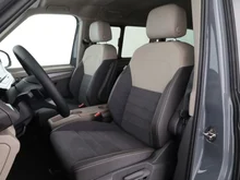 VW Multivan Edition ÜH eHybrid 180 kW 4M in Puregrey/Dach Deepblack