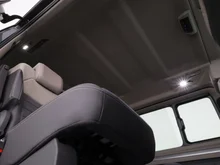 VW Multivan Edition ÜH eHybrid 180 kW 4M in Puregrey/Dach Deepblack