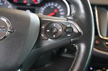 Opel Crossland 1,2 Turbo Business Edition in weiss - normal