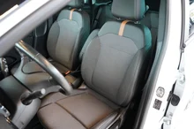 Opel Crossland 1,2 Turbo Business Edition in weiss - normal