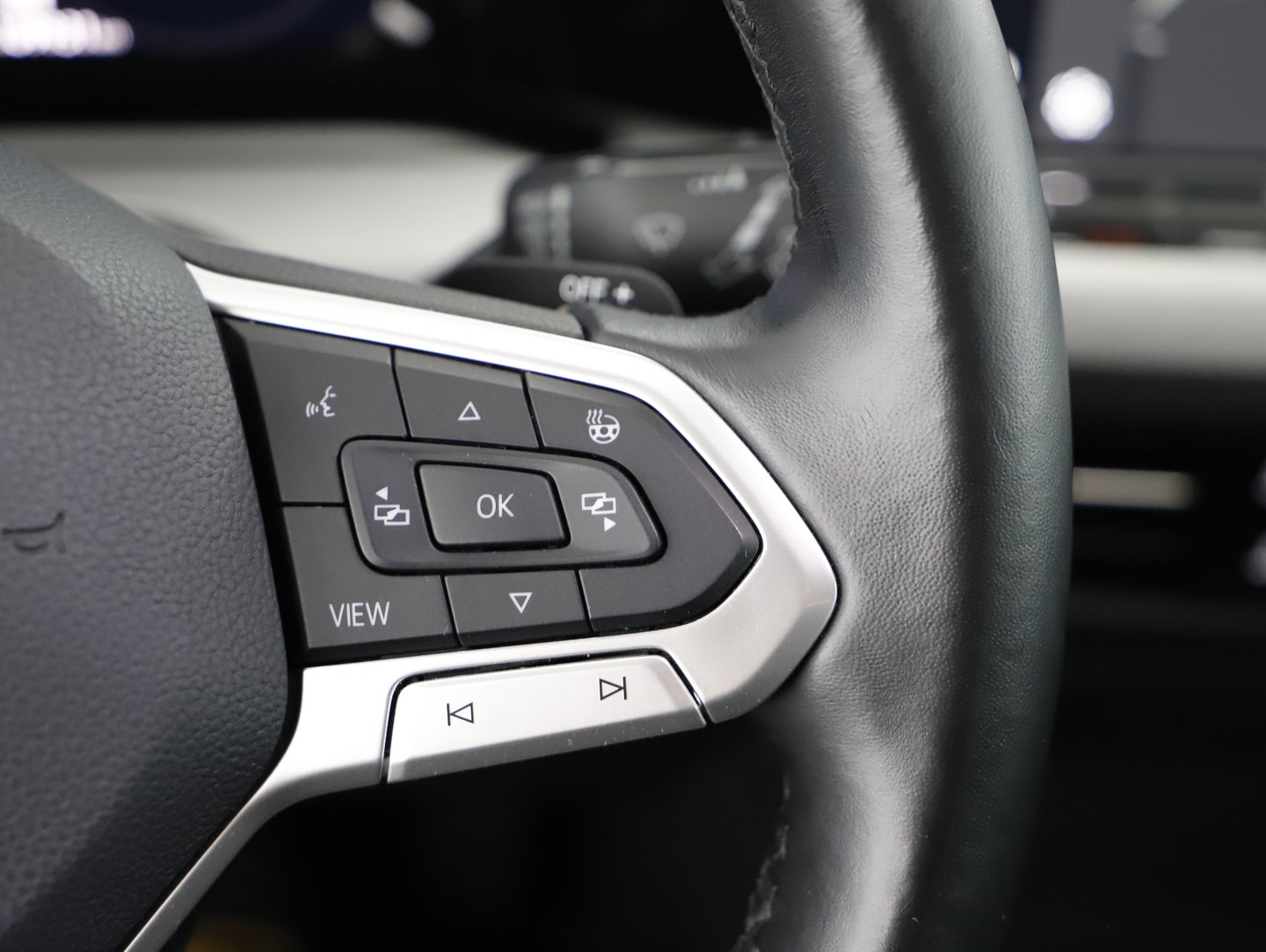 VW Golf Variant Life TDI DSG | Bild 10 von 19