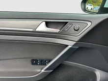 VW Golf Variant GTD Variant TDI DSG in White Silver Metallic