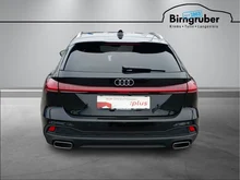 Audi A5 Avant TFSI in Mythosschwarz Metallic